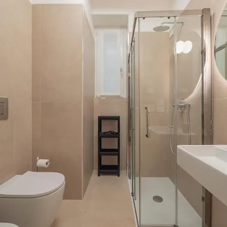 Xenia - 3rooms In Via Petrella 4 C * Milan